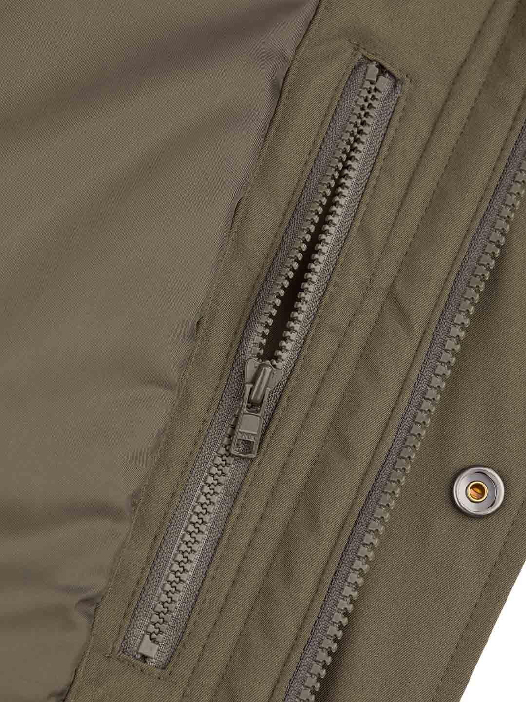 Winterjacke "Totenkopf Oliv" - Gallery