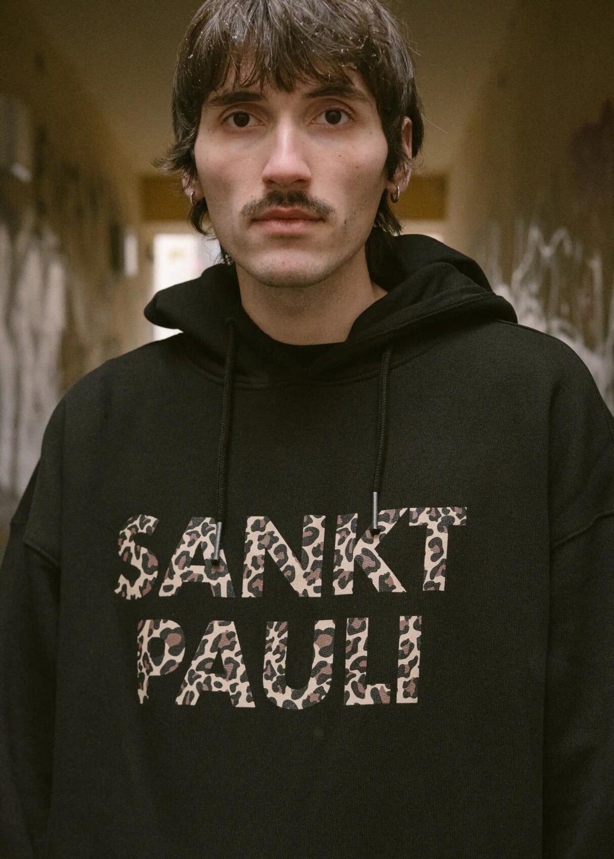 Kapuzenpullover "Leo SANKT PAULI" - Gallery