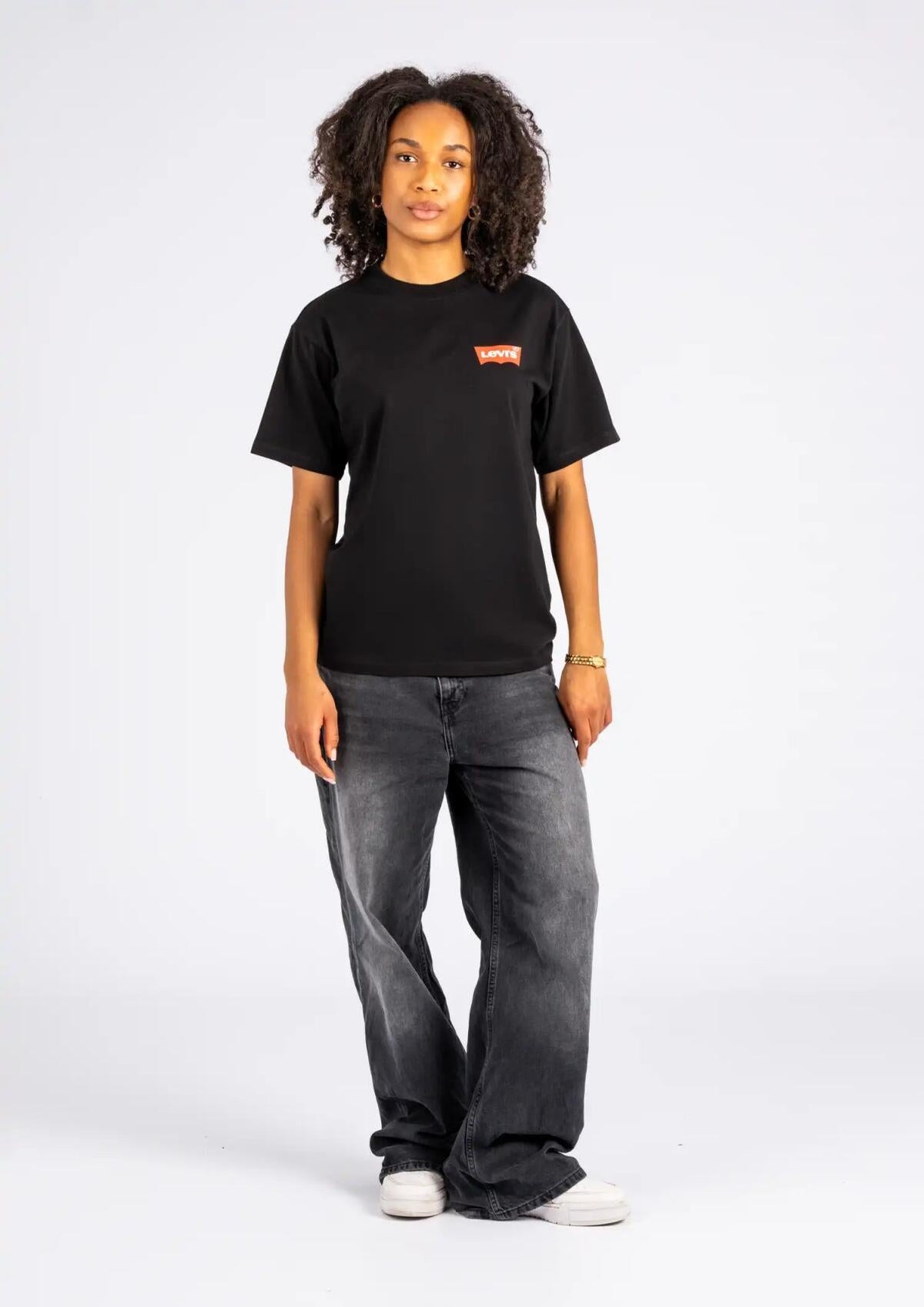 Levi's x FCSP T-Shirt "Football has no Gender" - Gallery