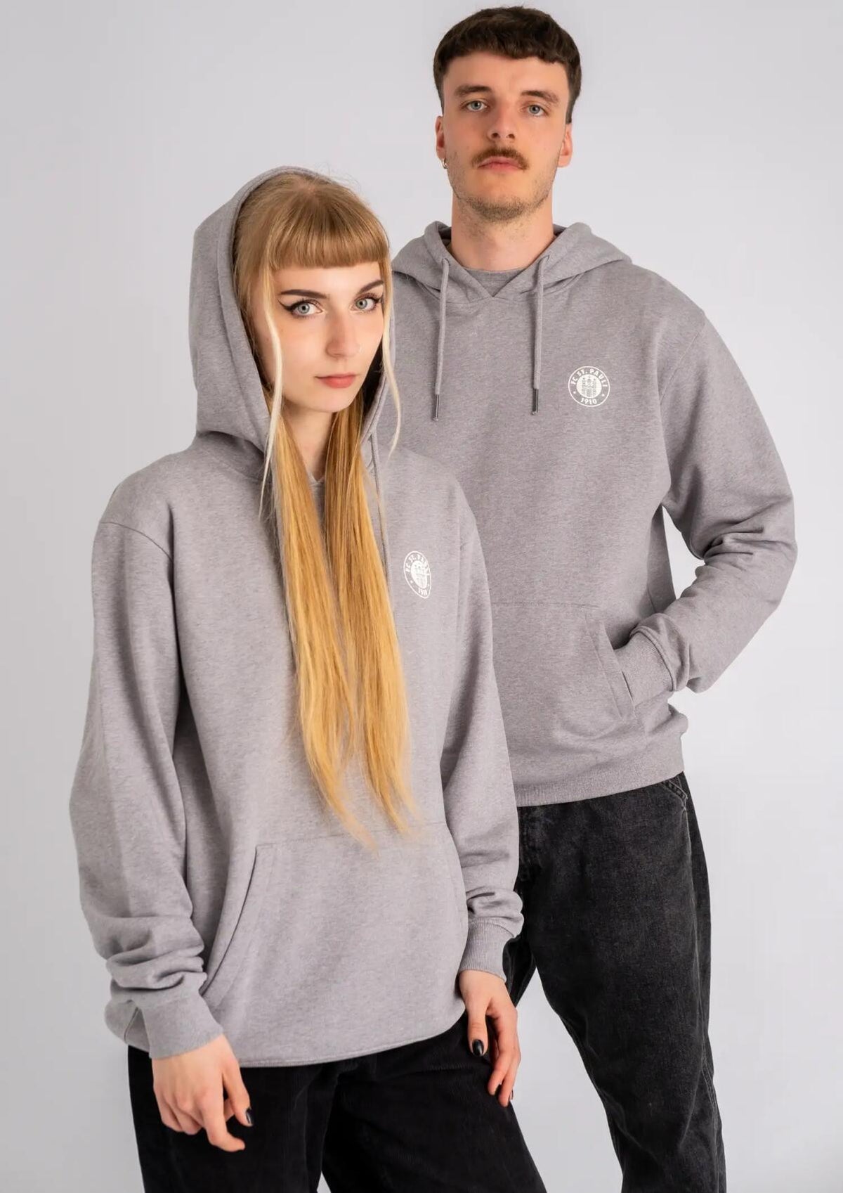 Kapuzenpullover "Logo Grau Melange" - Gallery