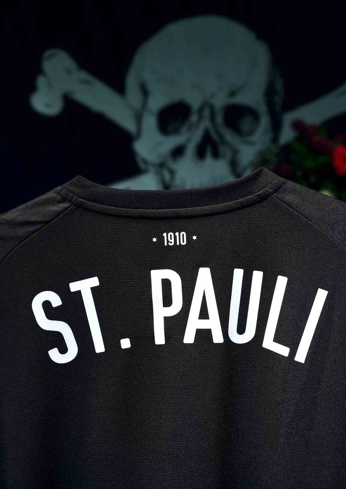Puma - Trikot Drei tailliert 2025-26 - Gallery