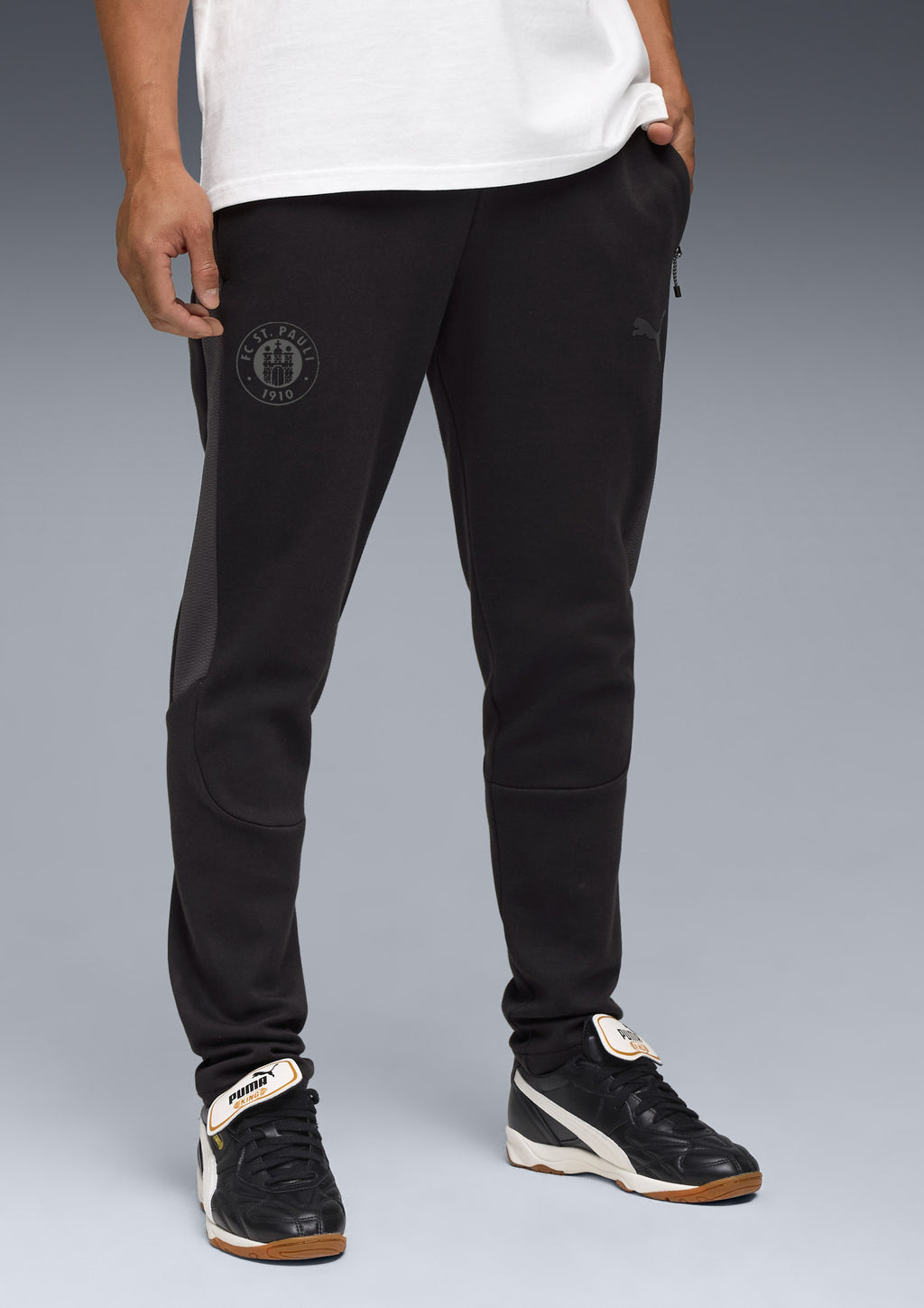 Puma - Präsentationshose Staff schwarz 2025-26