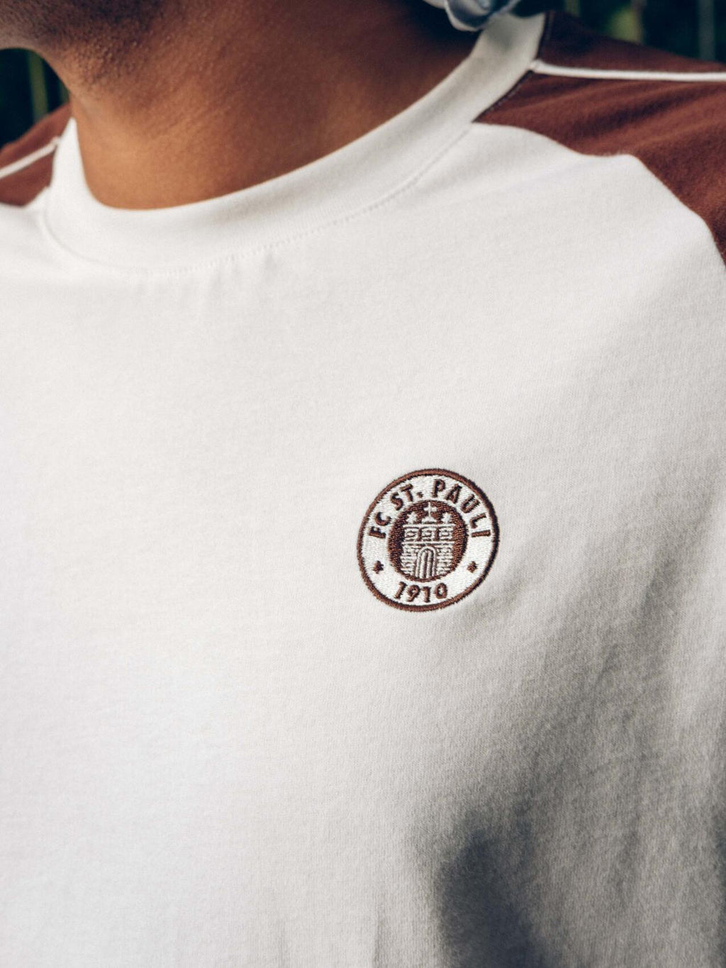 T-Shirt "Retro Sport 2026" off white