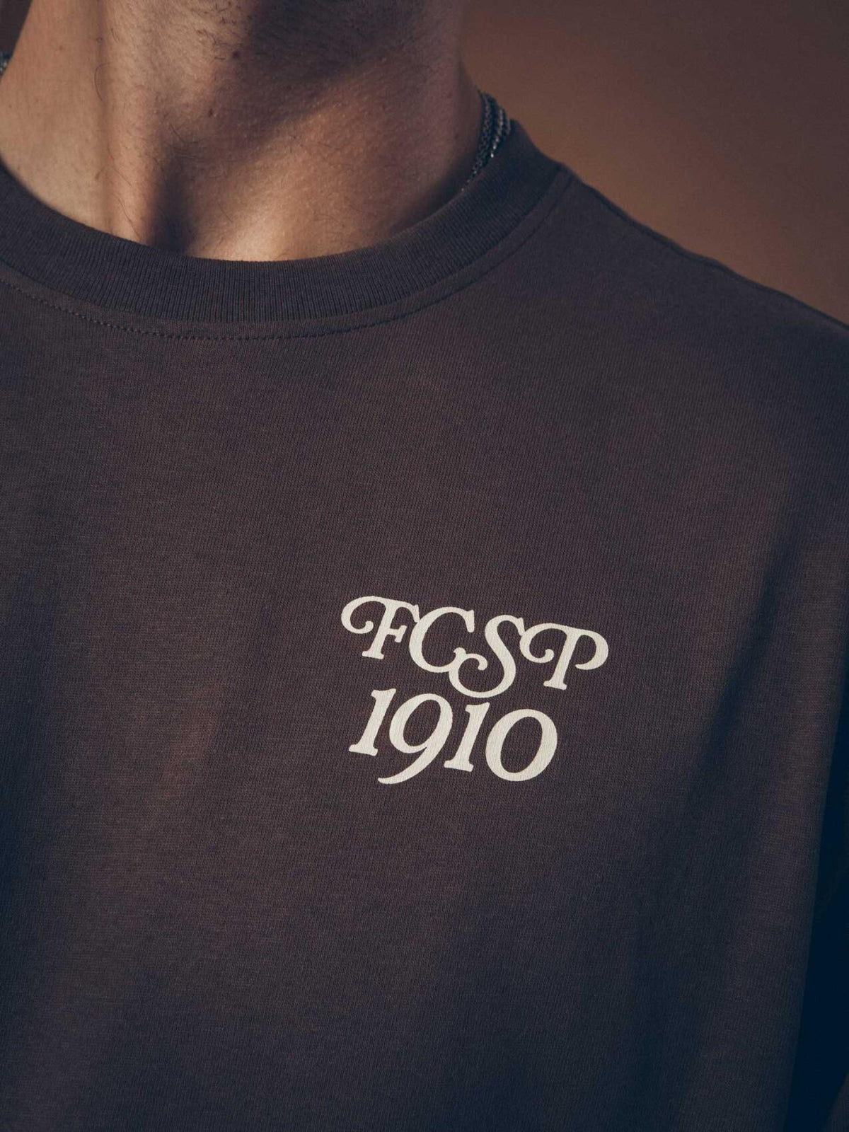 T-Shirt "Fussball Club 1910" braun