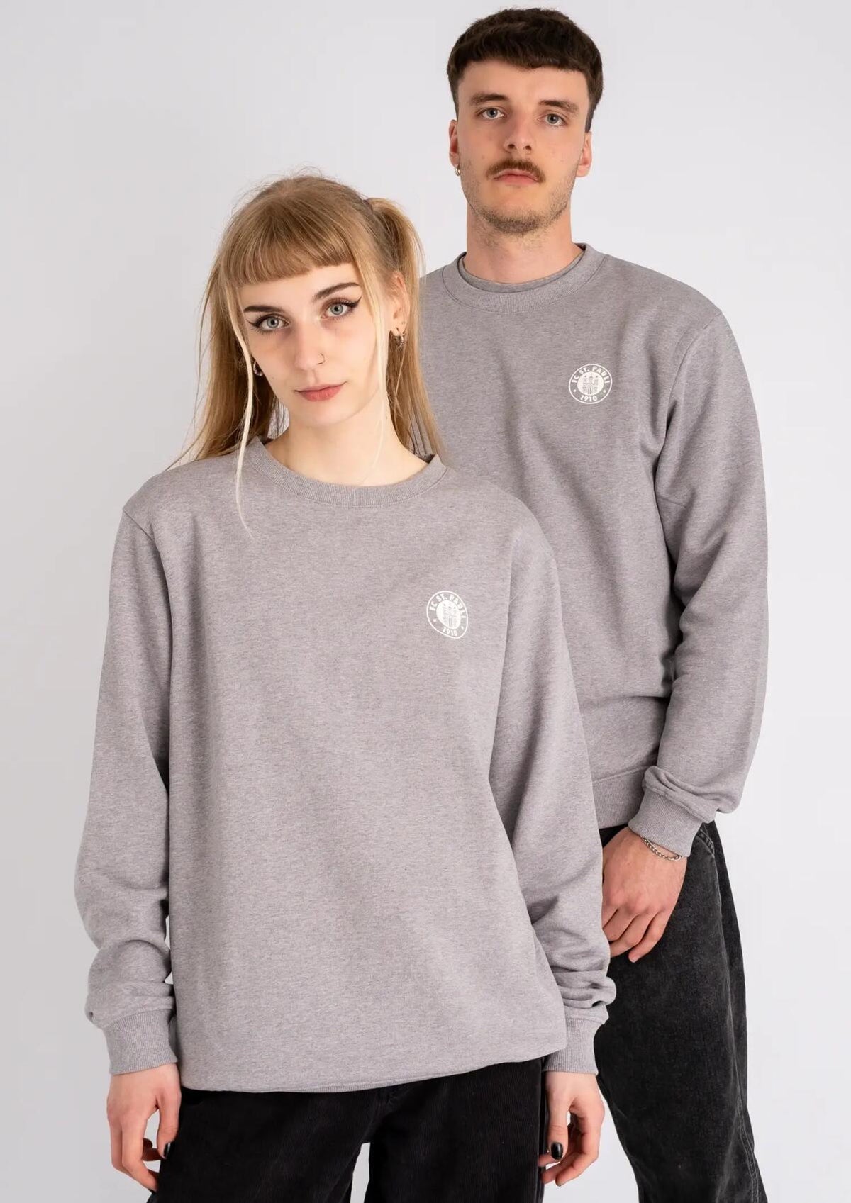 Sweater "Logo Grau Melange"