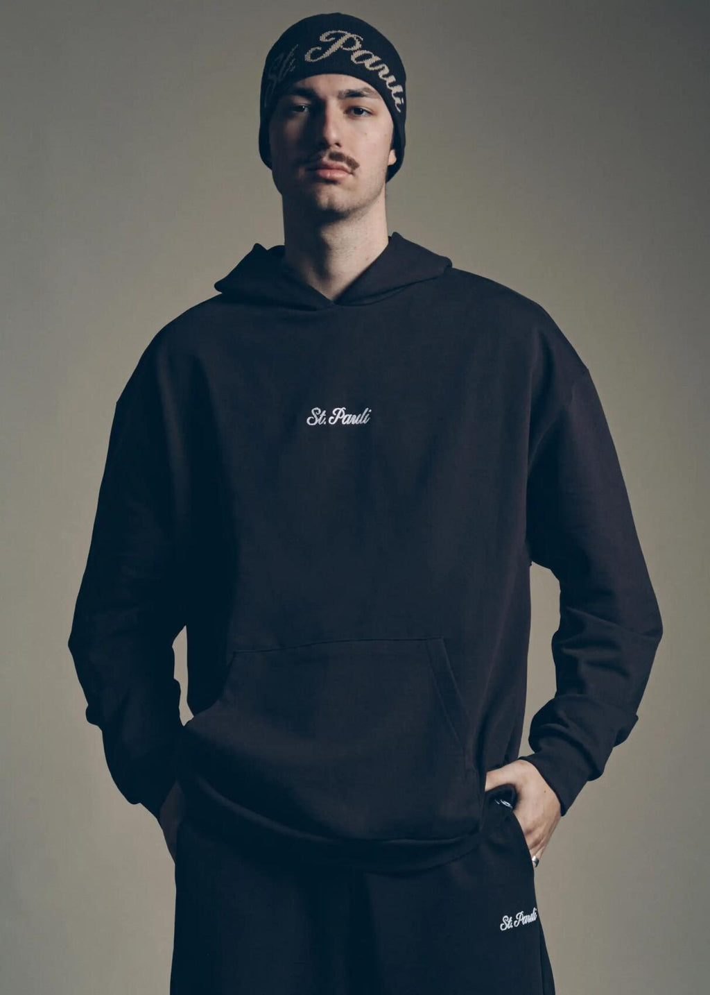 Kapuzenpullover "St. Pauli Script"