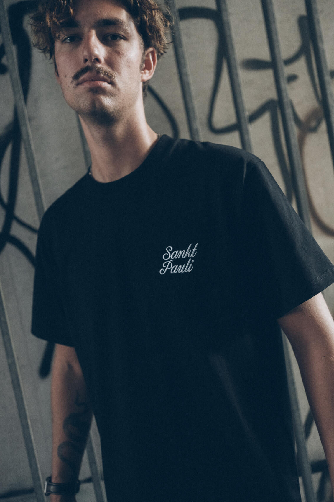 T-Shirt "Sankt Pauli Script Black"