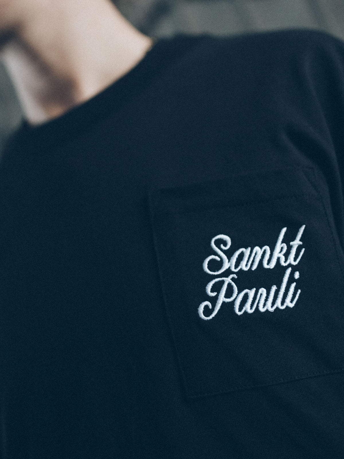 Longsleeve "Sankt Pauli Script Black"