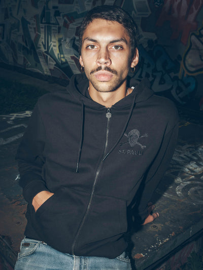 Kapuzenjacke "Back in Black"
