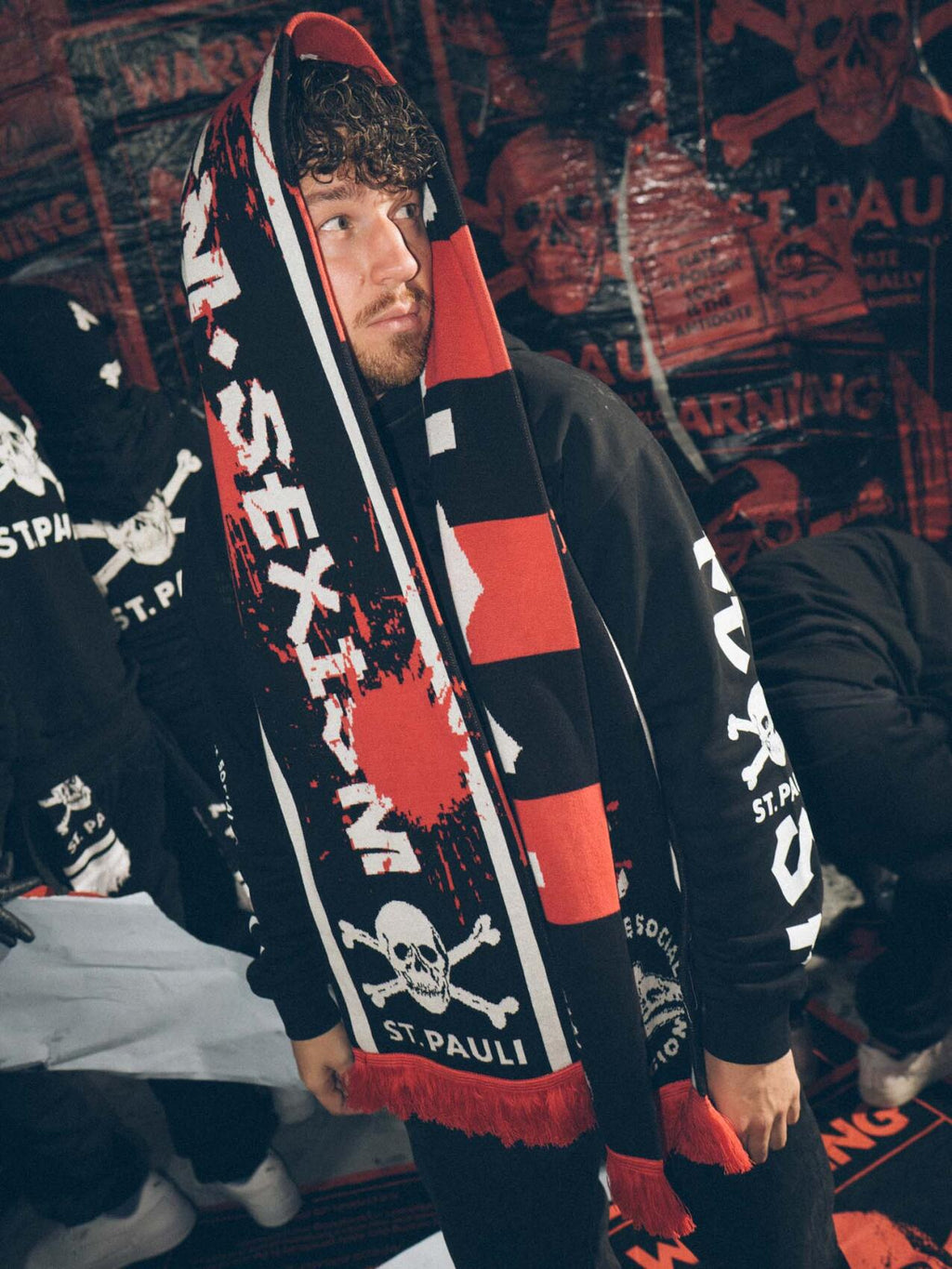 Schal "Jeff Staple x St. Pauli"
