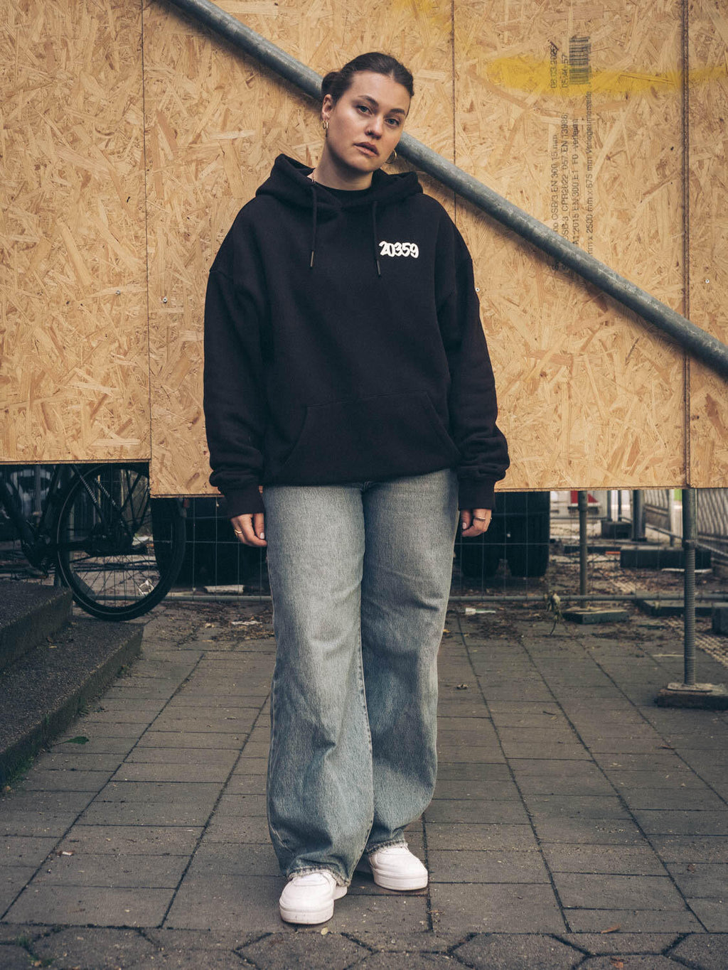 Kapuzenpullover "Drip Marker" schwarz - Gallery