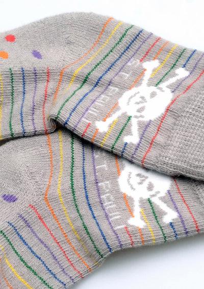 Baby Socken Totenkopf Regenbogen Streifen grau - Gallery