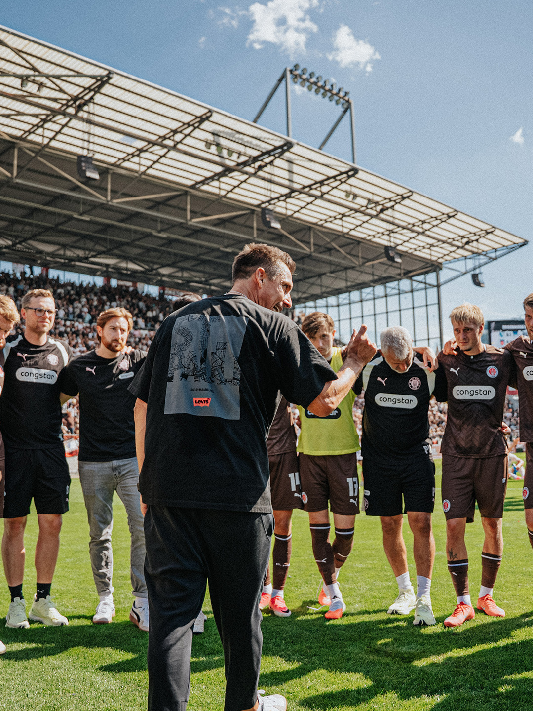 Levi’s x St. Pauli T-Shirt City Map schwarz