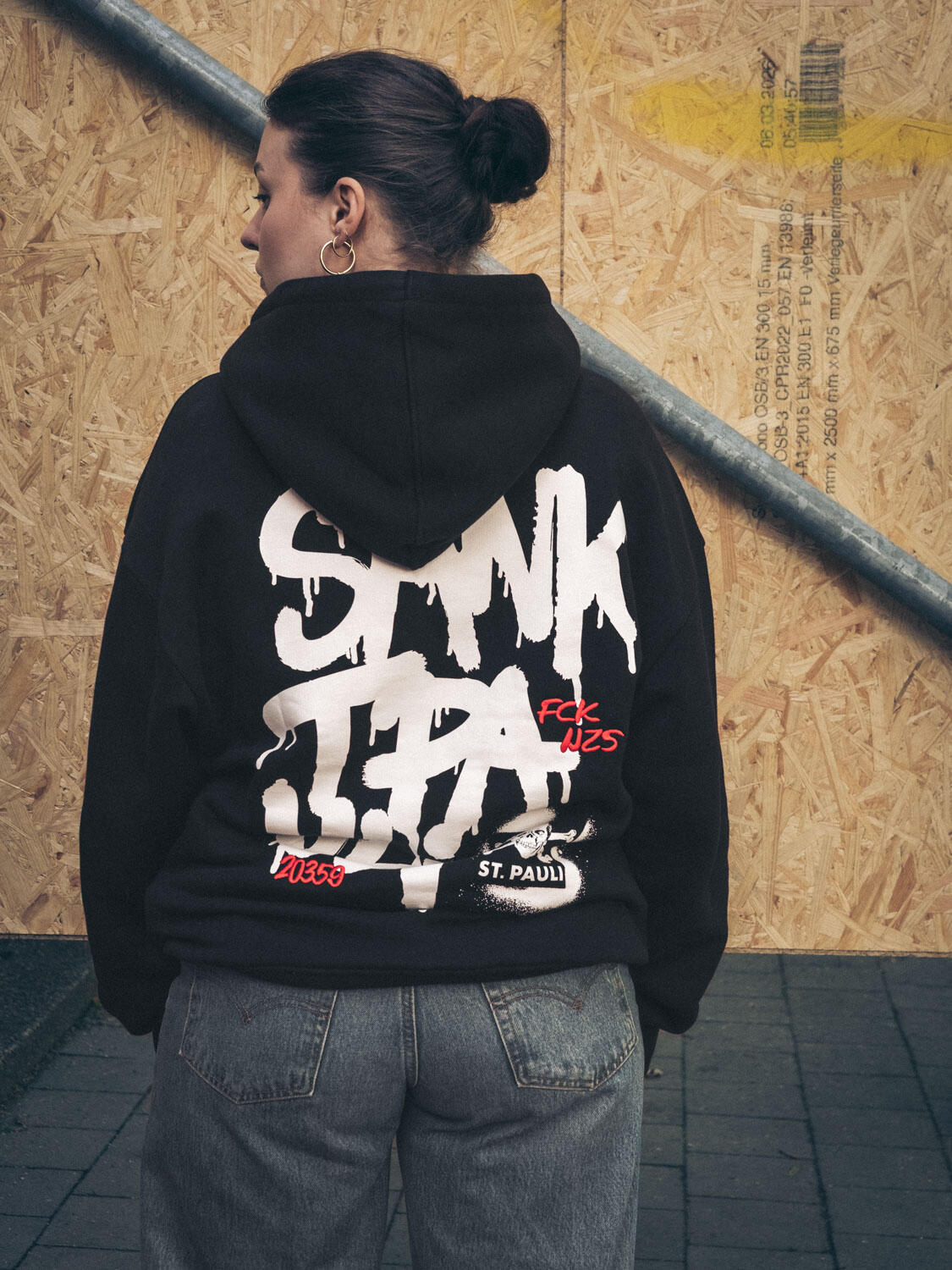 Kapuzenpullover "Drip Marker" schwarz