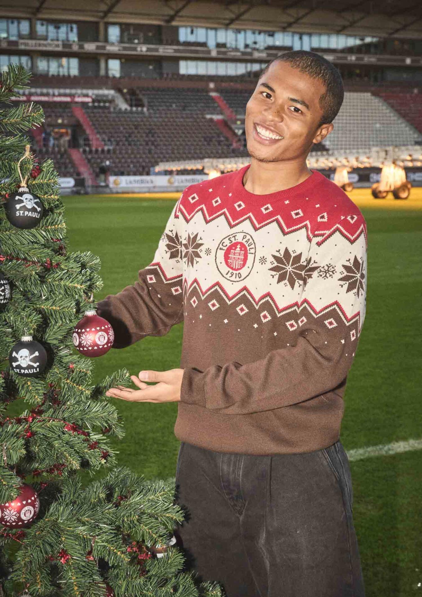 Weihnachtspullover - Logo braun 2025