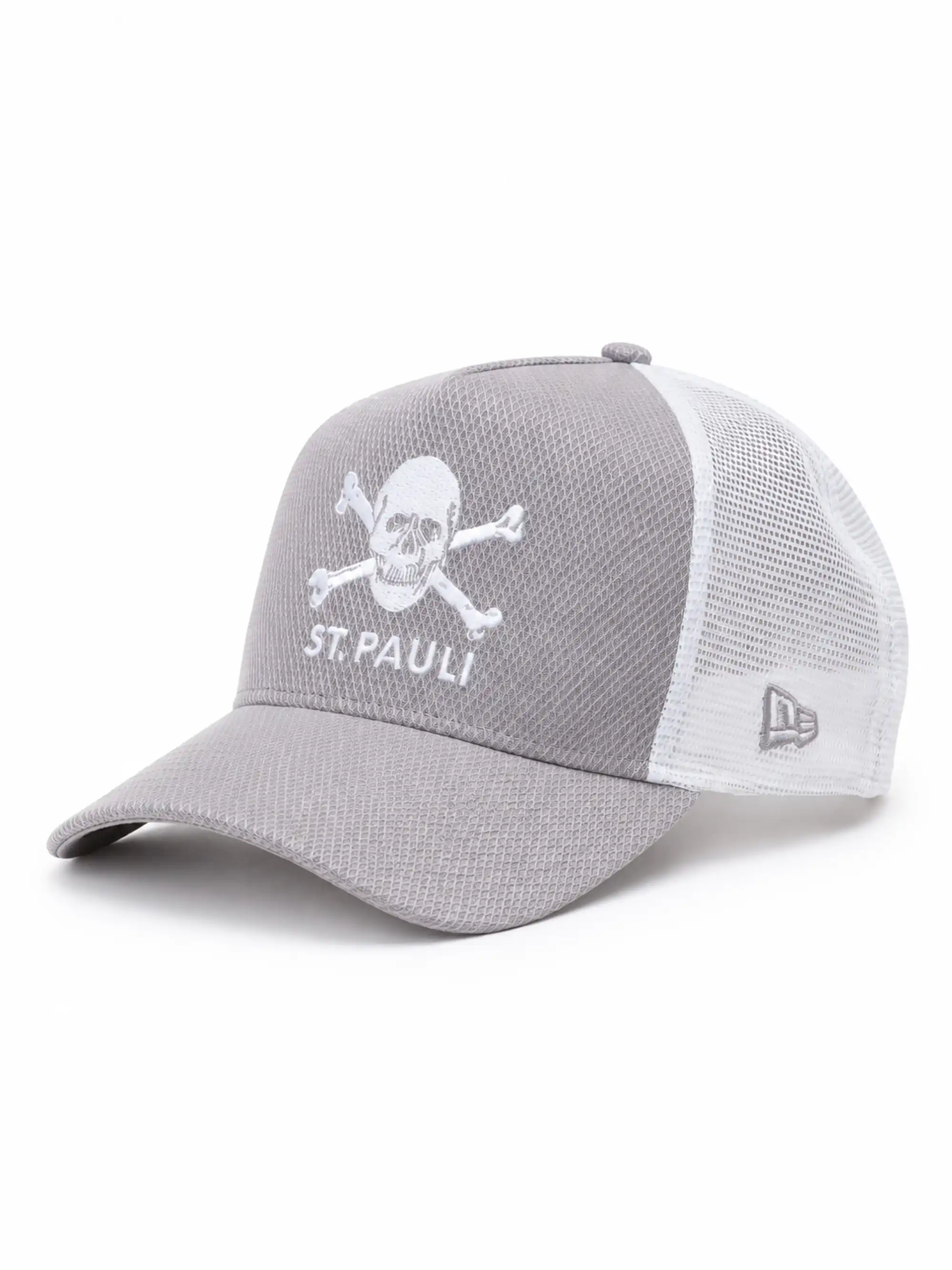 New Era Kappe Trucker Totenkopf
